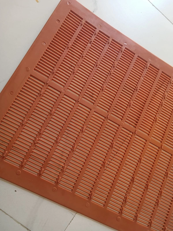 SHAHADWALE Premium Propolis Collection Sheet for Beehives – Durable Plastic Propolis Trap