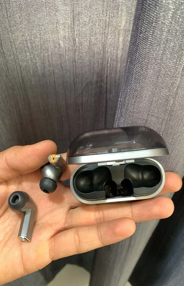 Samsung Galaxy Buds 3 Pro  - Gray