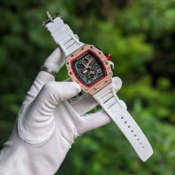 Analog High Quality Quartz Movement Watch Collection With High Quality Strap Best finishing Body & Case