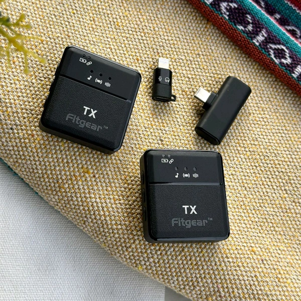 Dual Wireless Mic for Interviews, Podcasts, ASMR Recording, Youtube Videos and Vlogs Mobile Microphone (Black)