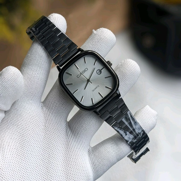 Analog High Quality Quartz Movement Watch Collection With High Quality Strap Best finishing Body & Case