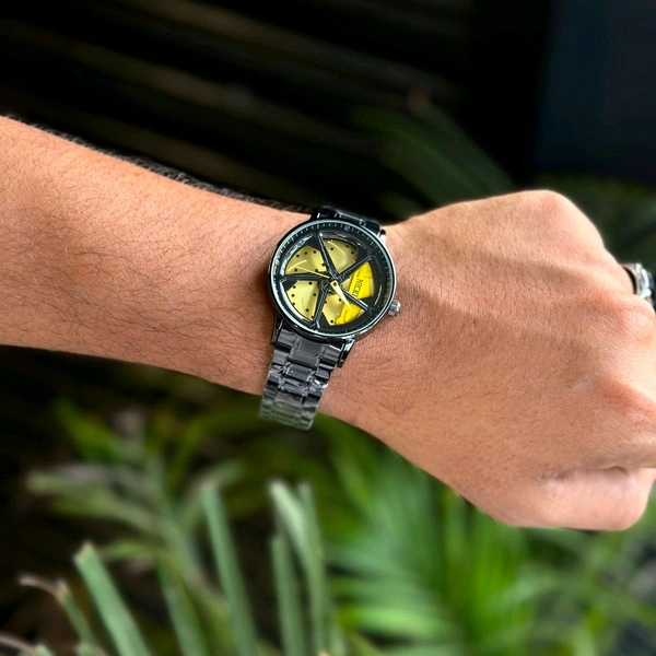 Gyro Spinning Car Alloy Rim Wheel Watch | Car Wheel Watch, Mens Wristwatch with Spinning Car Rim Hub Design, Quartz Movement, Gifts for Car Enthusiasts - SRW1