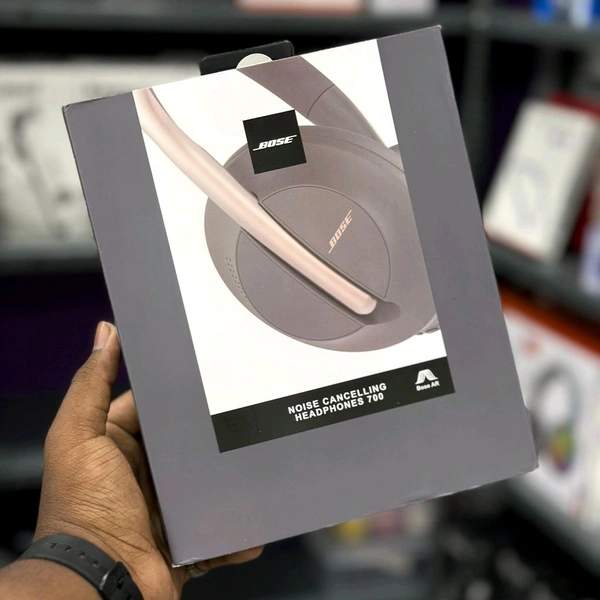 Presenting You All New 700 Headphones. 1:1 Master Quality | Typ-C Fast Charging Port With Aux Cable