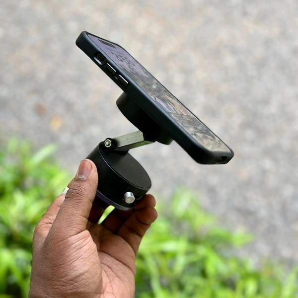 Vacuum Suction Phone Holder – Innovative Toggle Lock Design