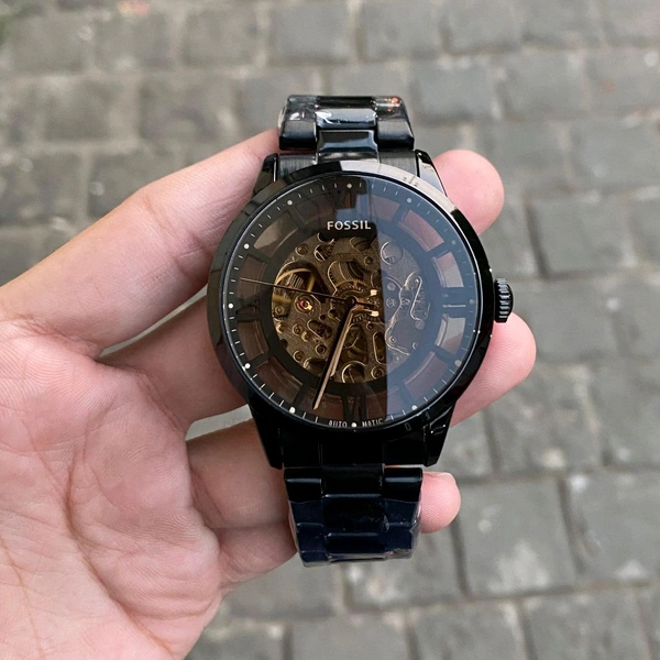 ANALOG AUTOMATIC TOP QUALITY COLLECTION WITH HIGH QUALITY STRAP BEST FINISHING BODY & CASE
