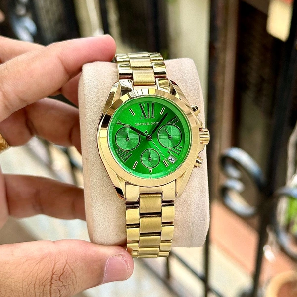 Analog MK7257 Quartz Chronograph Watch For Her