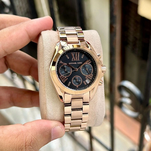 Analog MK7257 Quartz Chronograph Watch For Her