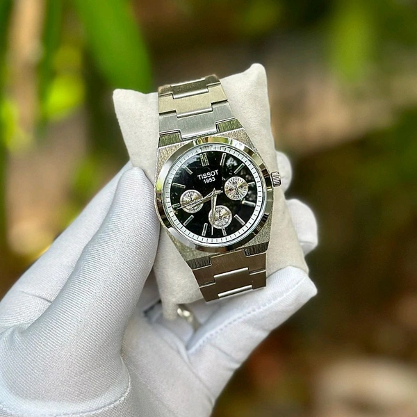 Most Demanded Analog Quartz Movement Watch With High Quality Strap Best finishing Body & Case