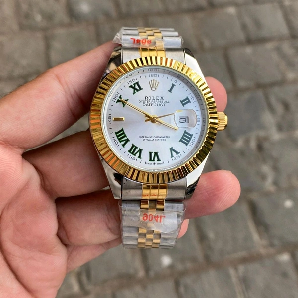 Analog Day Date High Quality Quartz Movement Collection With High Quality Strap Best finishing Body & Case