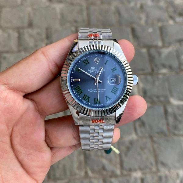 Analog Day Date High Quality Quartz Movement Collection With High Quality Strap Best finishing Body & Case