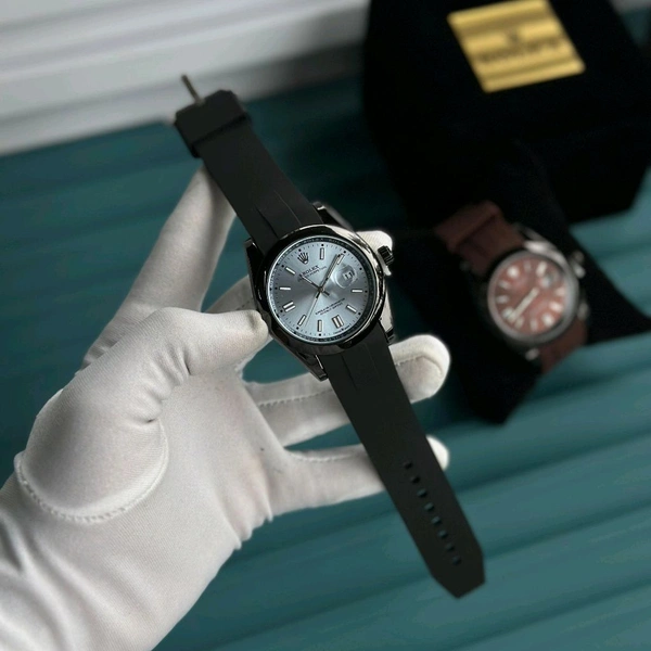 Most Demanded Analog Watch With High Quality Strap Best finishing Body & Case