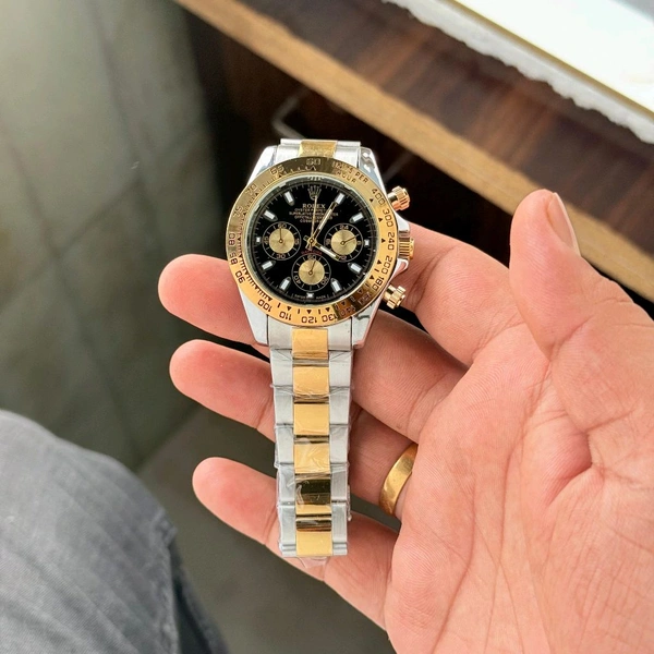 Most Demanded Analog High Quality Watch With High Quality Strap Best finishing Body & Case