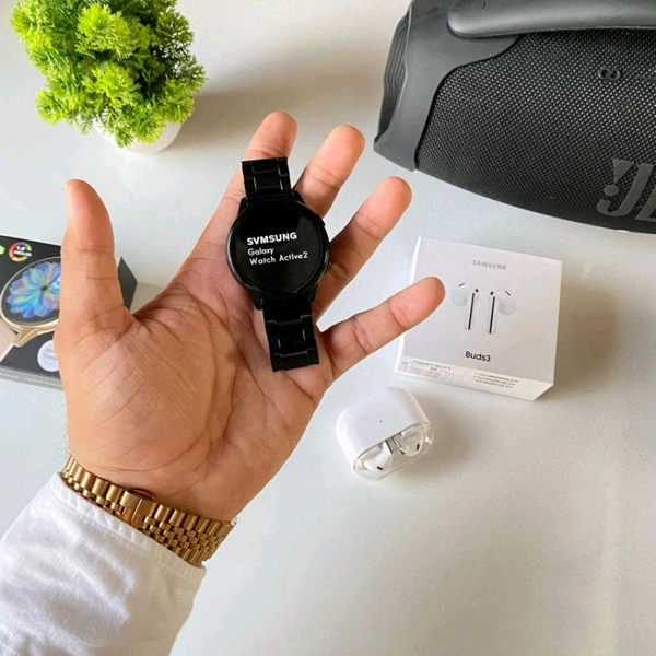 Most Awaited Budget Combo | Active 2 Amoled Display Smartwatch And Buds 3 Pro Best Quality Earphone
- White