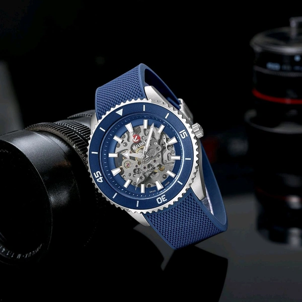 Analog Captain Cook 43mm Hot Selling Watch