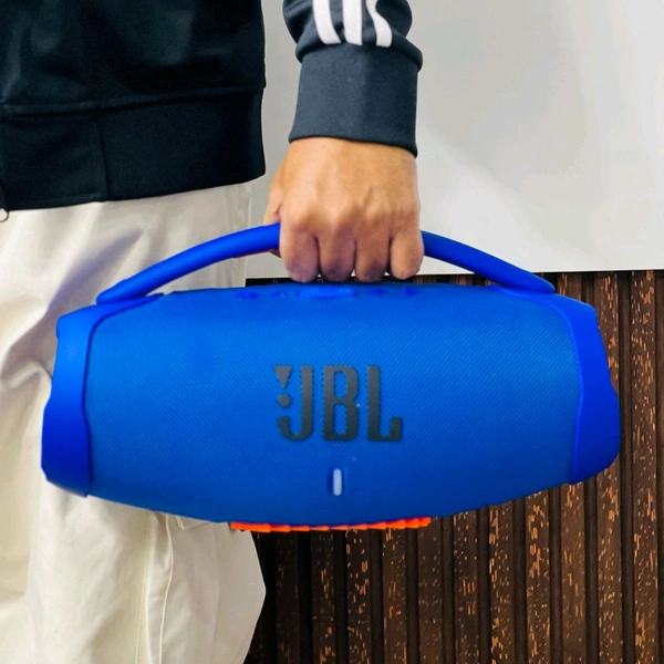Boombox 3 Wireless Bluetooth Speaker With Rbg Light | Powerful Sound Quality With Heavy Bass | Lights Sync With Music
- Mix Color