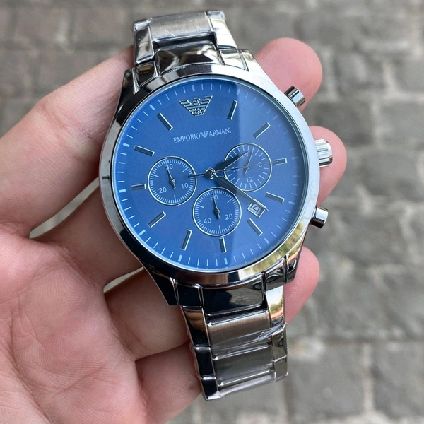 Men's Stylish Analog Renato Ar2453 Wristwatch Is The Perfect Choice For Everyday Wear.