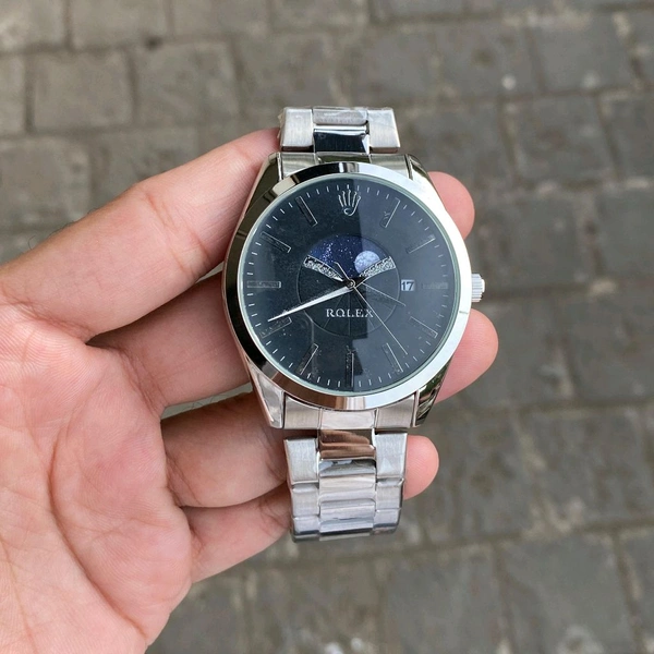 Analog Quartz Watch – Premium Style at a Budget Price