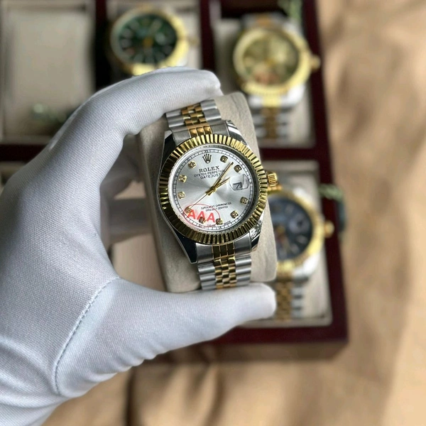 Men’s Classic Analog Watch – Elegant Dial, Date Display, Chronograph Working – Formal & Casual Wear