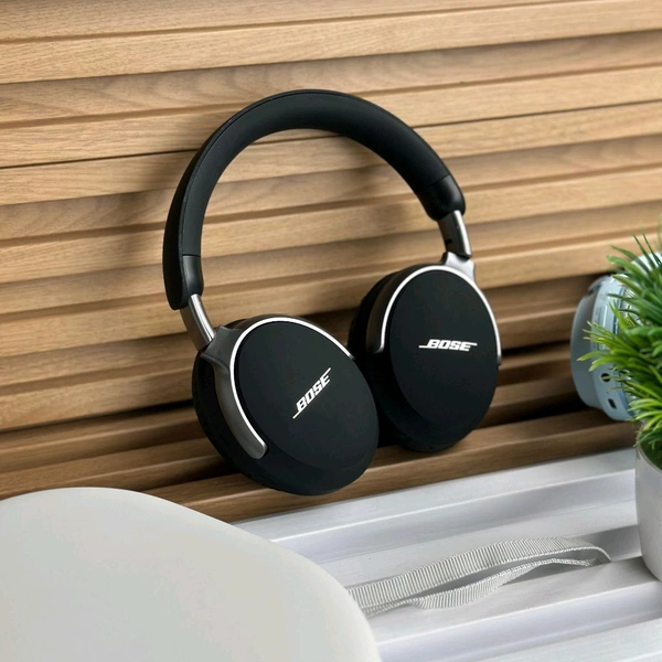 New Wireless Headphones – BT Earphone, Over Ear Headphones With Built-in Mic - Upto 8 Hours Playtime, Heavy Sound And Bass Quality, Perfect For Everyday Use