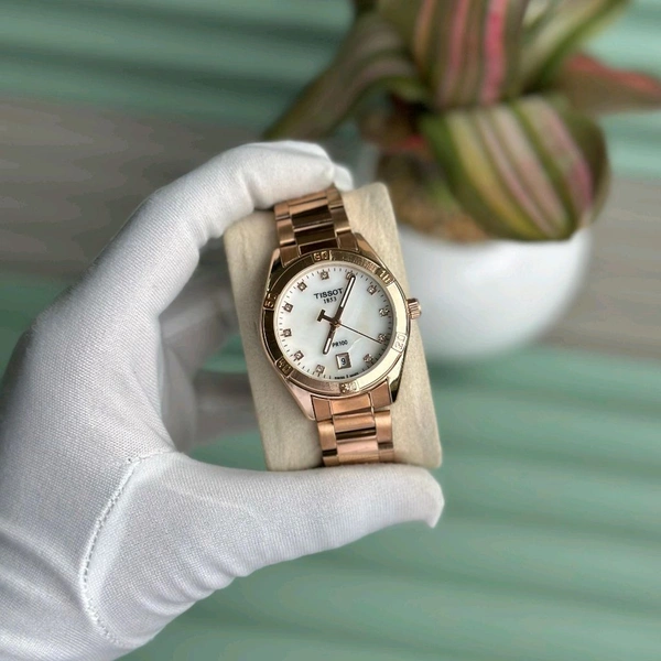 Most Demanded Analog Quartz Movement Collection With High Quality Strap Best finishing Body & Case