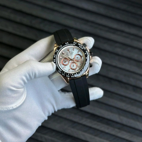 Men’s Classic Analog Watch – Elegant Dial, Date Display, Chronograph Working – Formal & Casual Wear