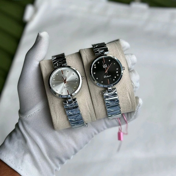 Buy 1 Get 1 Free Most Demanded LG GOLD Analog Quartz Movement Collection