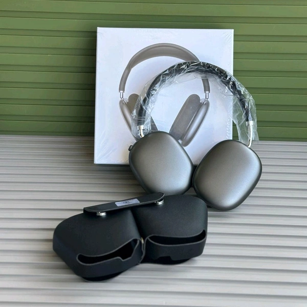 First Time In India | Bluetooth On Ear Headphones with Mic with 6 Hours Battery Backup, Original Box Packaging - Black