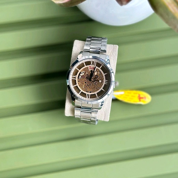 WooTime Analog Quartz Movement Collection With High Quality Strap Best Finishing Body & Case