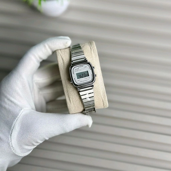 Digital High Quality Quartz Movement Watch Collection With High Quality Strap Best finishing Body & Case