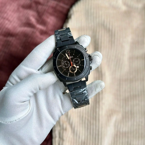 Men’s Classic Analog Watch – Elegant Dial, Date Display, Chronograph Working – Formal & Casual Wear