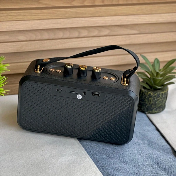 New Stockwell 3 Wireless Bluetooth Speaker | Dolby Sound | USB Playback | Carbon Texture Body | Type-C Charging | Portable Handle | Long Battery Backup
- Black