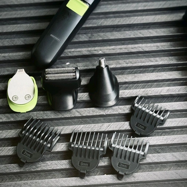 HTC 4 in 1 Men’s Grooming Kit