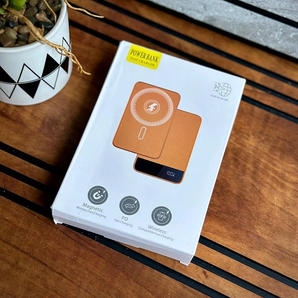 Magnetic Wireless Power Bank – 10000mAh