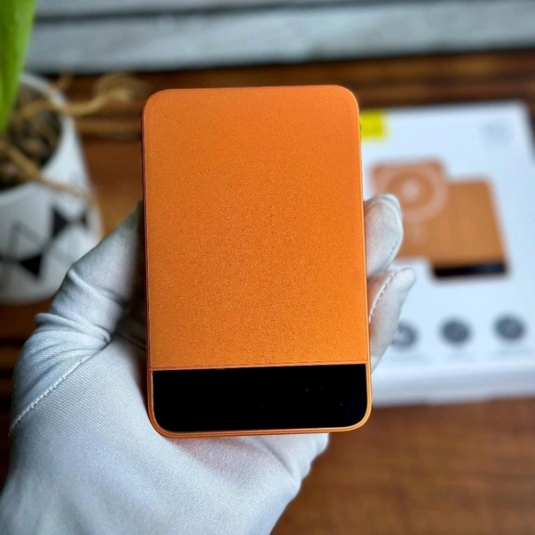 Magnetic Wireless Power Bank – 10000mAh