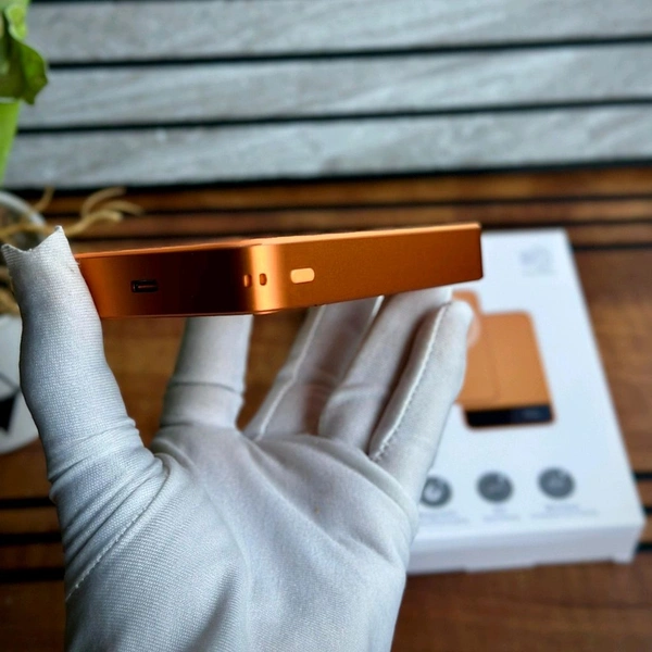 Magnetic Wireless Power Bank – 10000mAh