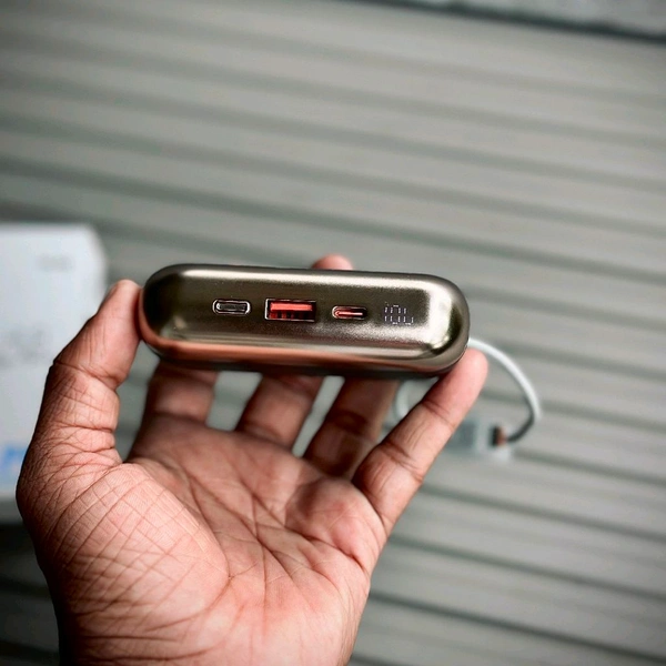 HiEage PB-395 Power Hub 10,000mAh Fast Charging Power Bank
