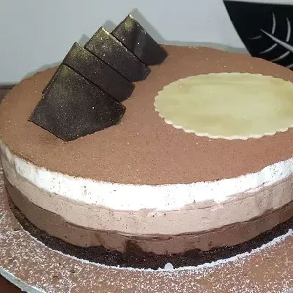 TRIPLE CHOCOLATE MOUSSE