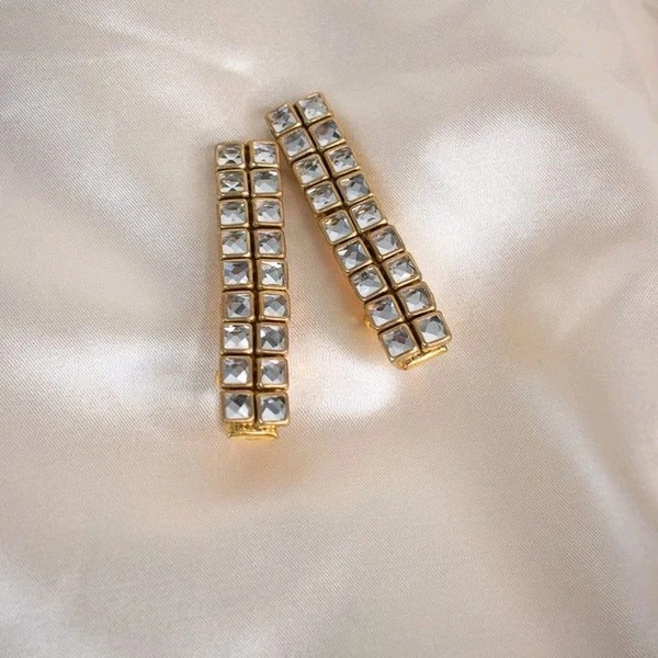 Aadhvik Arts And Crafts Elegant White Stone Side Clips