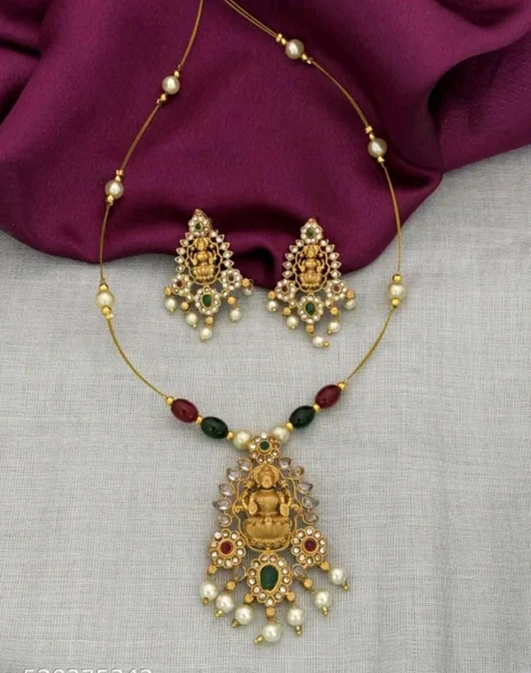 Nacshi Invisible Chain And Earrings - Buddha Gold