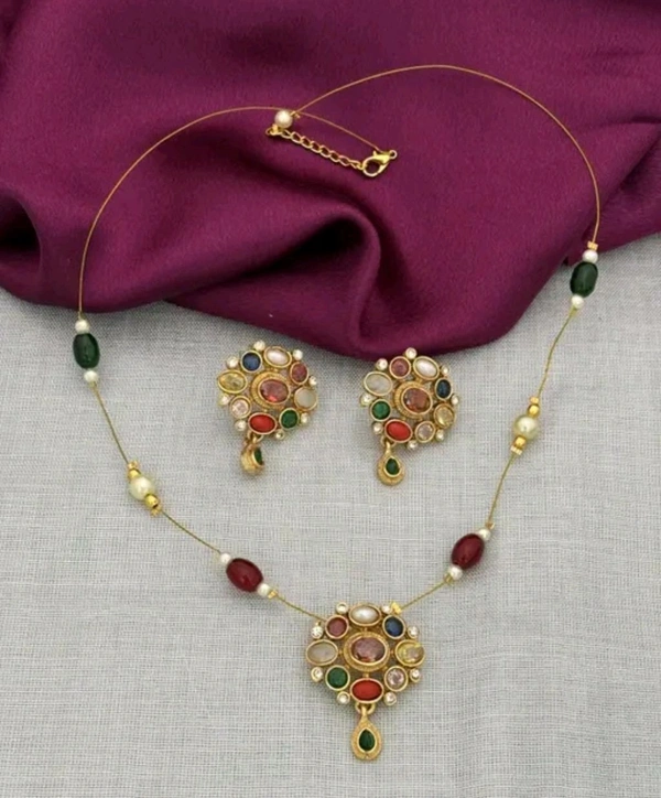 Nacshi Invisible Only Chain With Earrings - Buddha Gold