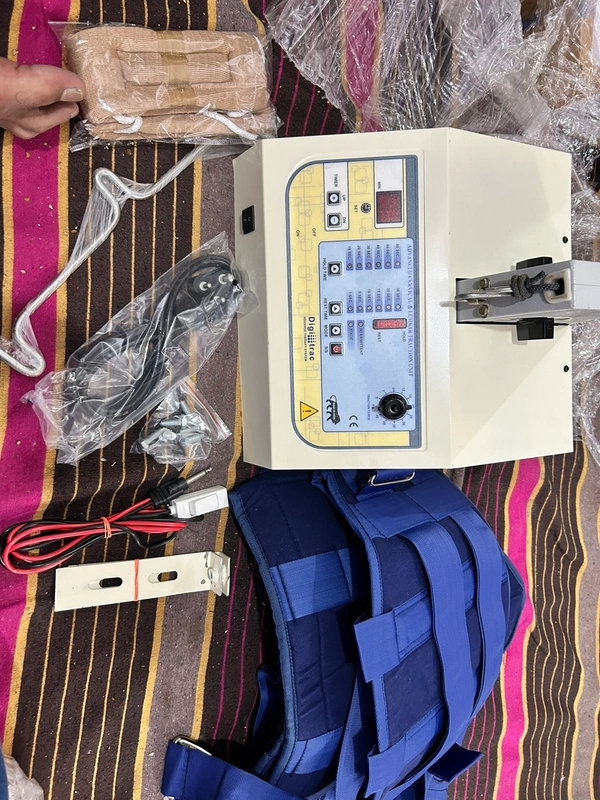 Ramtec Digital Electrotherapy Physiotherapy Digital Cervical & Lumber Traction Machine