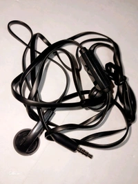 Gionee Earphone Black Color - Black