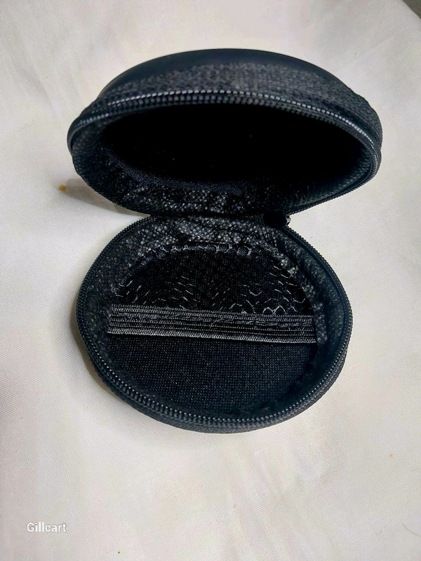 Universal Airpods Cover Black - Black