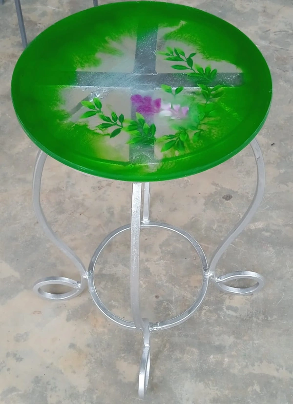 Stool With Epoxy Resin Base - Flower Design - 18” Height 12” Diameter, multicolour, 7 to 8 Days