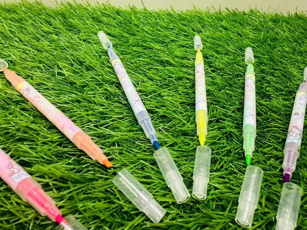 DUAL SIDE HIGHLIGHTERS SET