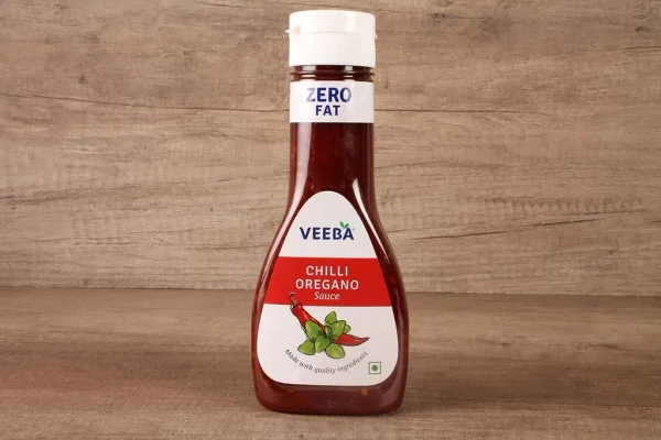 Veeba Chilli Oregano Hot Sauce - 350 gm
