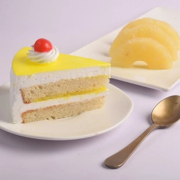 Pineapple Cake Slice - 100 g
