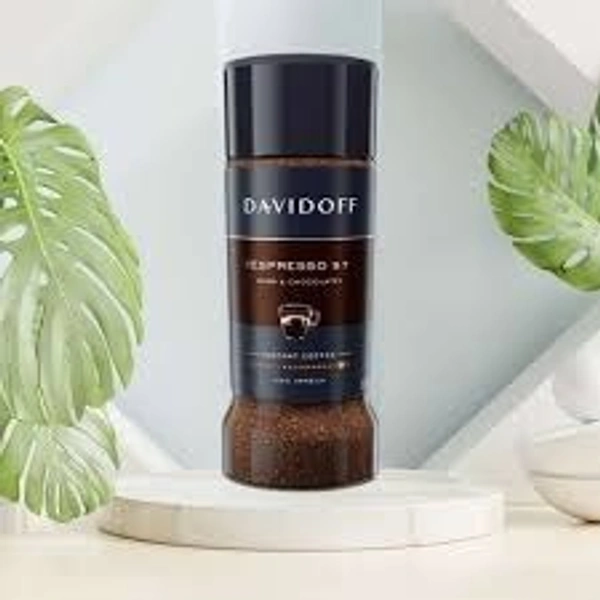 Davidoff Espresso 57 Instant Coffee - Dark And Chocolatey - 100 g
