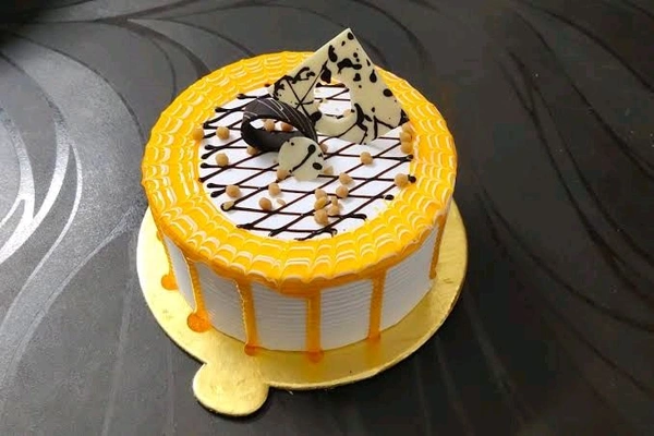 Cake  - Design1, Butterscotch, 1Pound