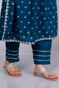 Rayon Embroidered Naira Cut Kurti 3 pcs Set - 2XL